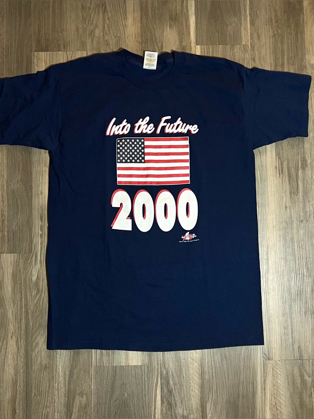 Vintage 90s Into The Future 2000 Graphic Print T-shirt Size XL Heavy Cotton